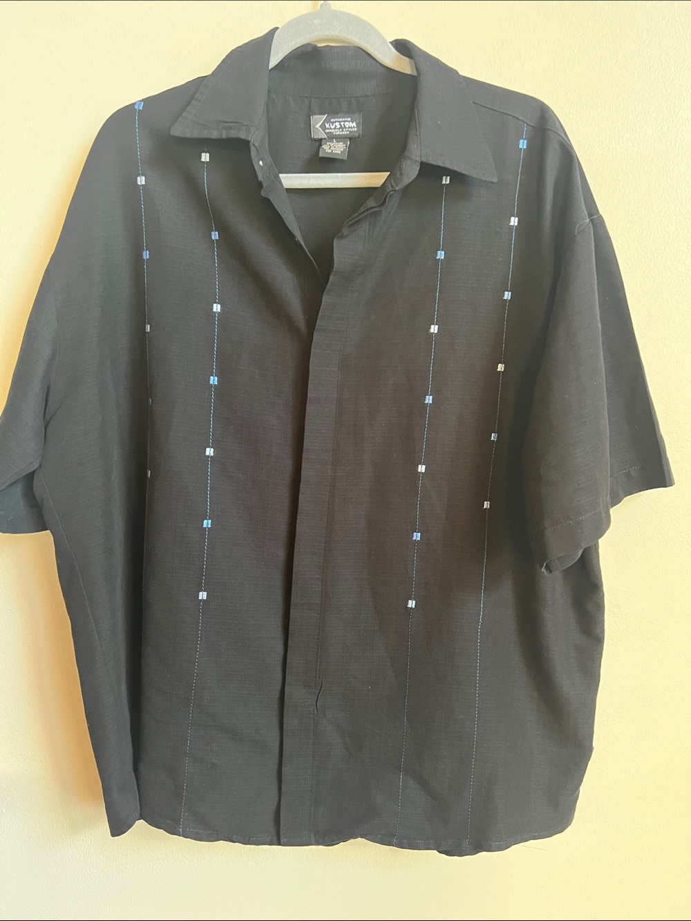 Kustom Short-Sleeve Button Shirt with Blue Accents blokecore quiet luxury